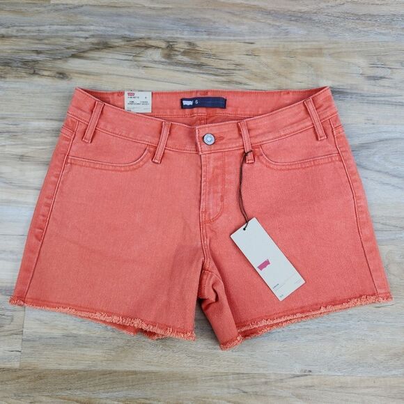 ☔️🔹️NWT Levi's Orange Raw Hem Denim Shorts Size 6/28 - Picture 2 of 9